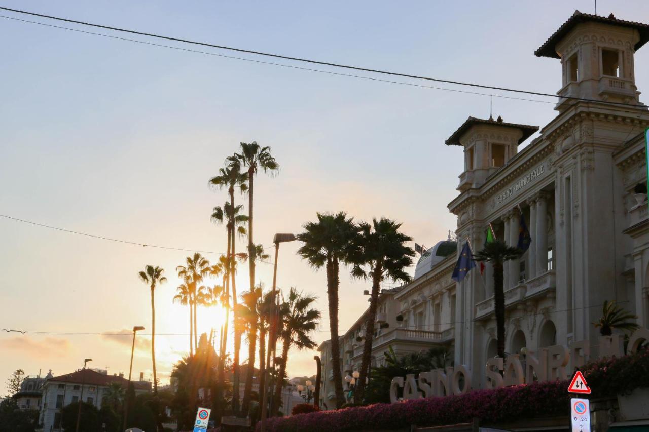 H11 Sanremo Casino - Centro - Parcheggio Leilighet Eksteriør bilde